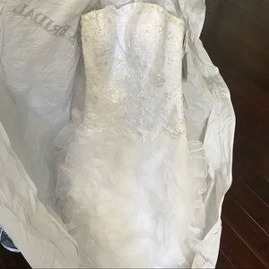 David's bridal wedding dress size 14